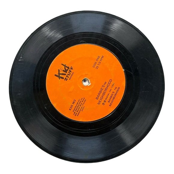 Barbies Neighborhood See Hear Read Childrens Book 33 1/3 RPM Vinyl Record - Picture 5 of 5